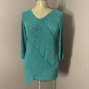 Travelers By Chico’s 1 (M) Green/White Striped Asymmetrical Top 3/4 Sleeves